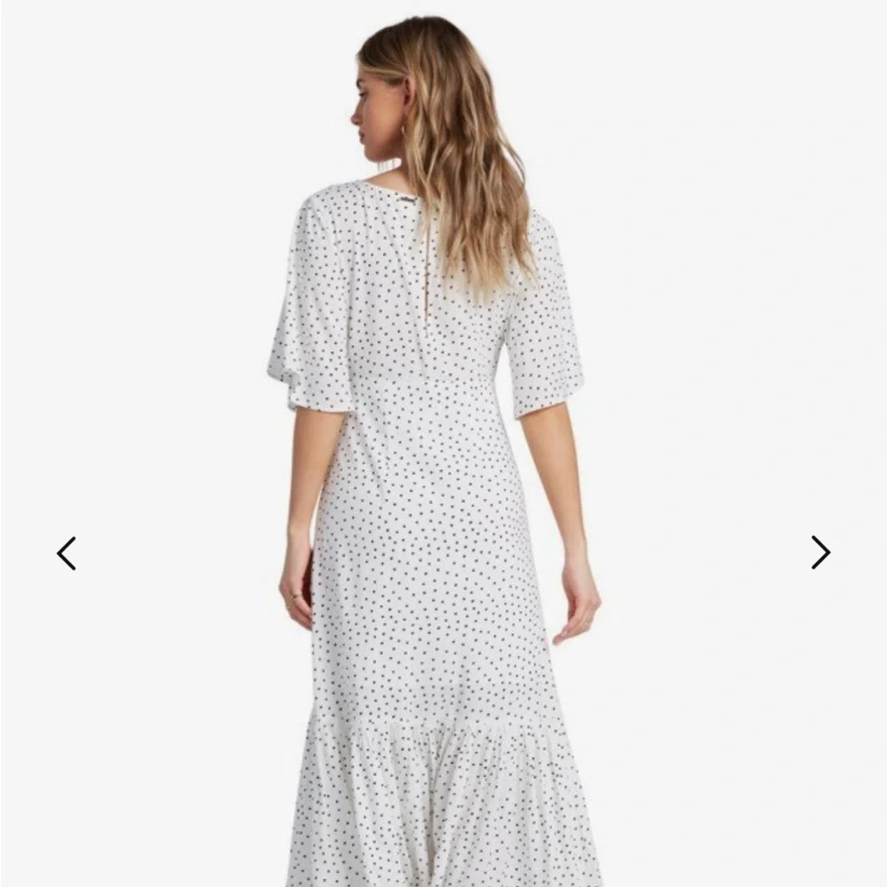 Billabong Black and White Dotted Blouse - Picture 2 of 7